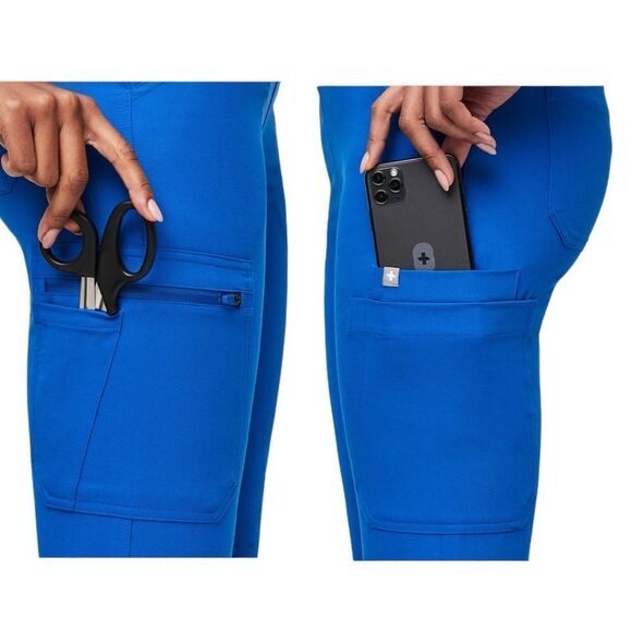 Figs ~ Yola Skinny Scrub Pants™ ~ Straight Leg skinny fit ~ ankle slit ~ size M - Picture 2 of 15